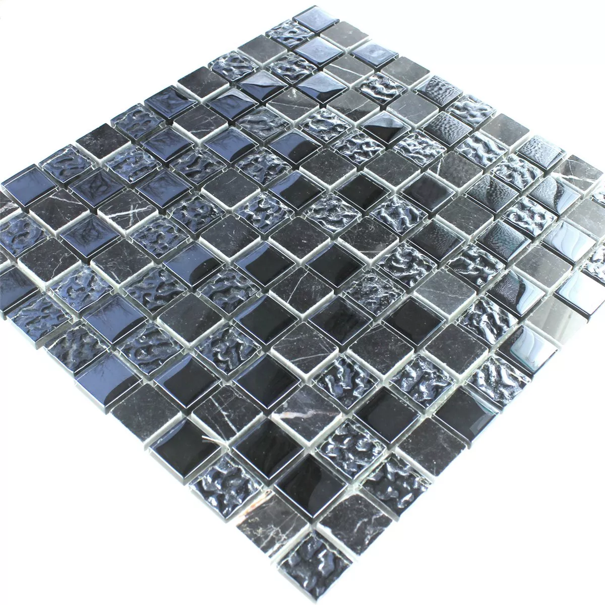 Mosaico Vetro Marmo Nero Scanalata 25x25x8mm